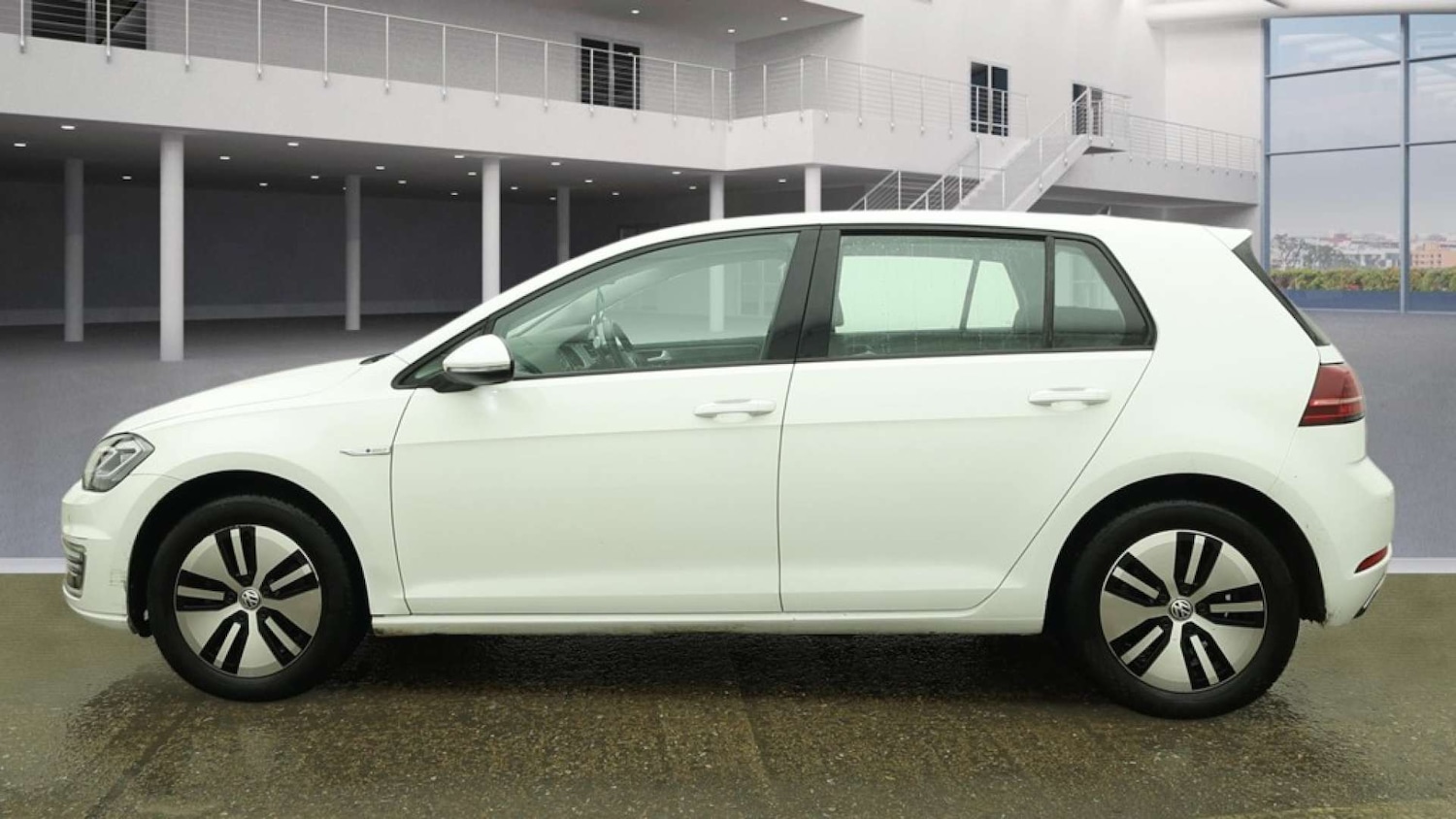 Used Volkswagen Golf 2019 for sale - 77224839: Photo 6
