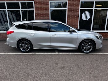 Used Ford Focus 2020 for sale - 75617399: Photo