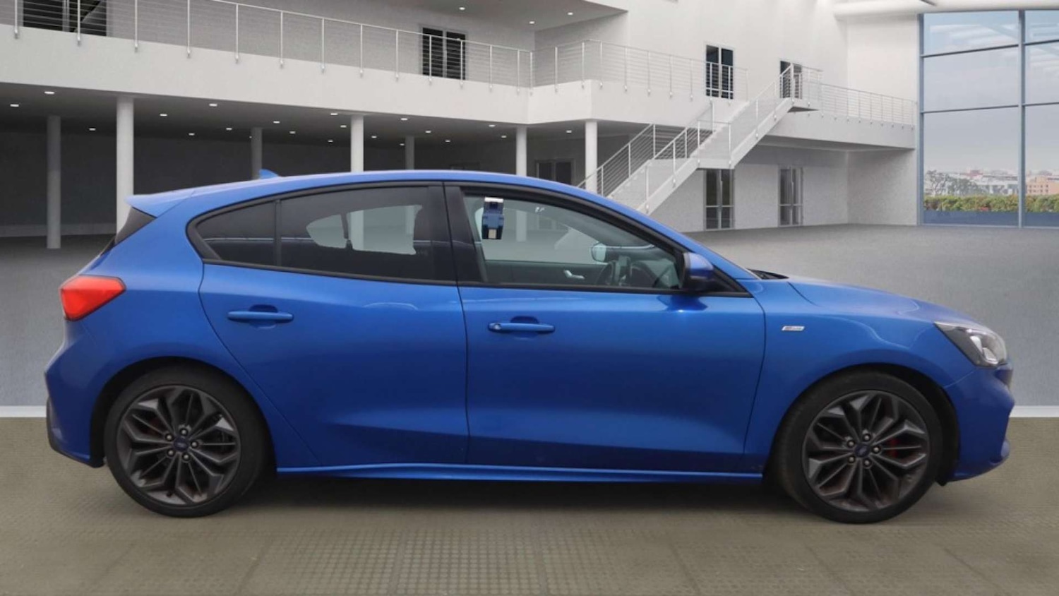 Used Ford Focus 2018 for sale - 77766936: Photo 3
