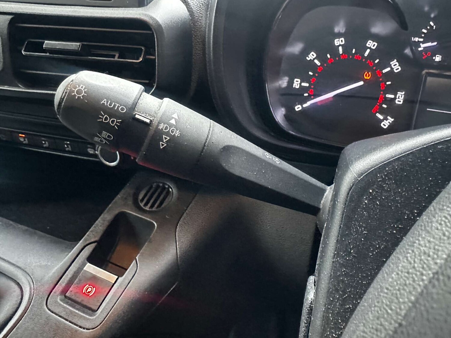 Used Citroen Berlingo 2019 for sale - 75627396: Photo 34