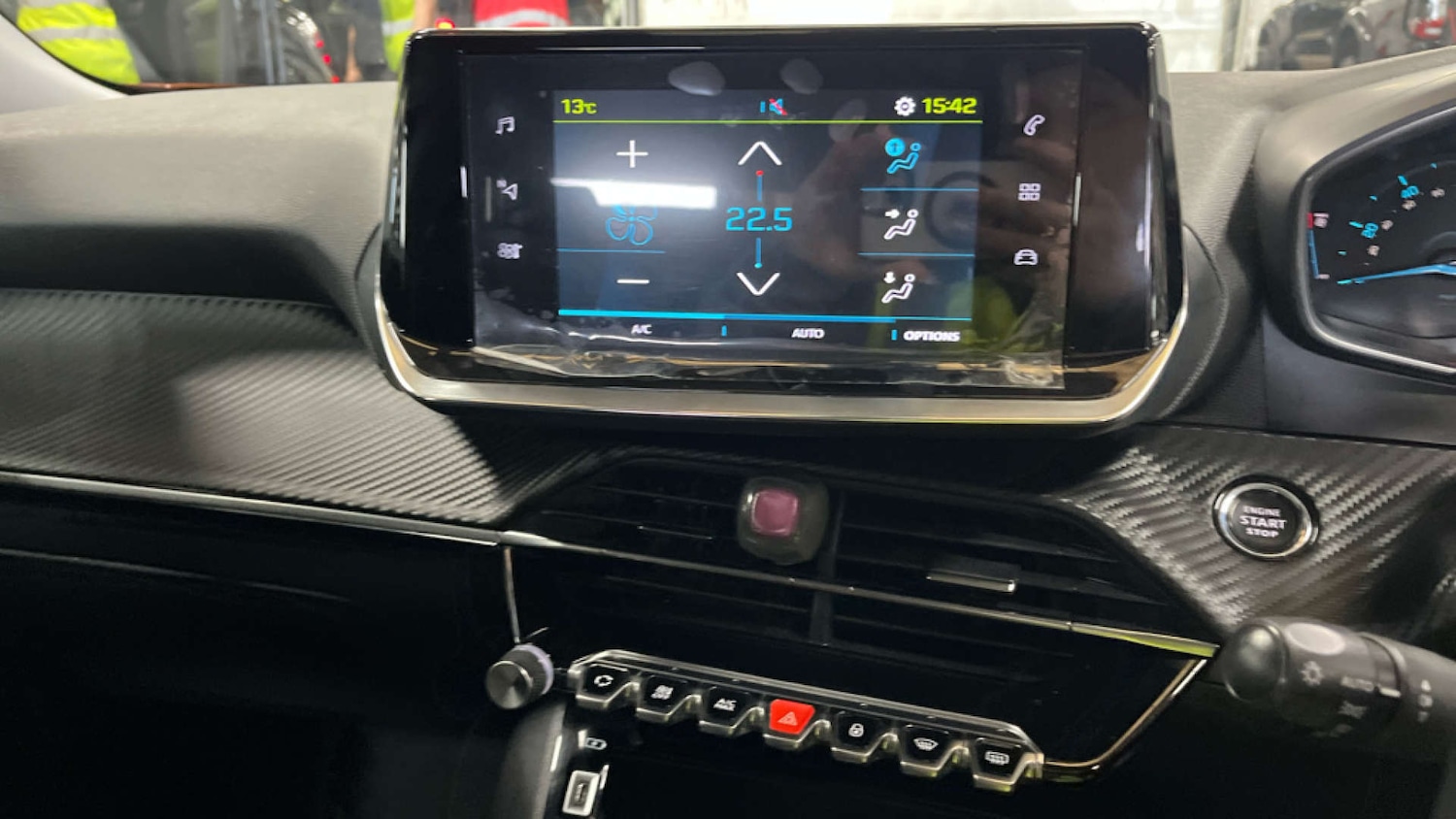 Used Peugeot 2008 2021 for sale - 77954368: Photo 17