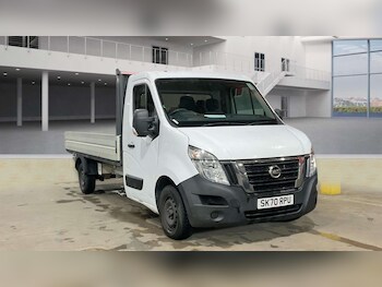 Nissan - NV400