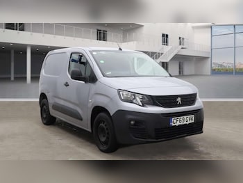 Used Peugeot Partner 2020 for sale - 77061755: Photo