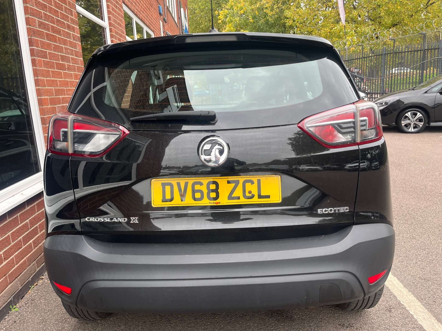 Used Vauxhall Crossland X 2019 for sale - 76601159: Photo 8