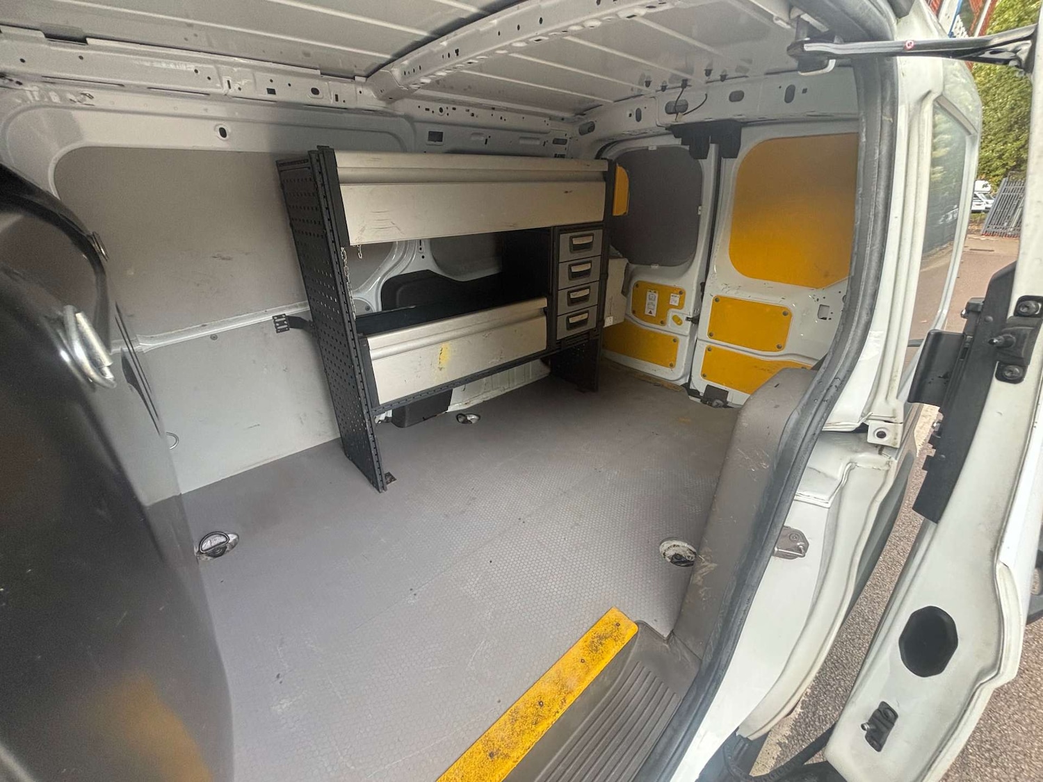 Used Ford Transit Connect 2020 for sale - 76277782: Photo 31