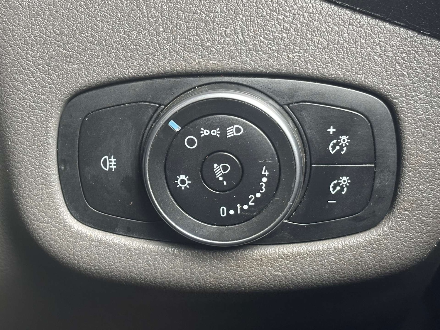 Used Ford Transit Connect 2020 for sale - 76277782: Photo 37