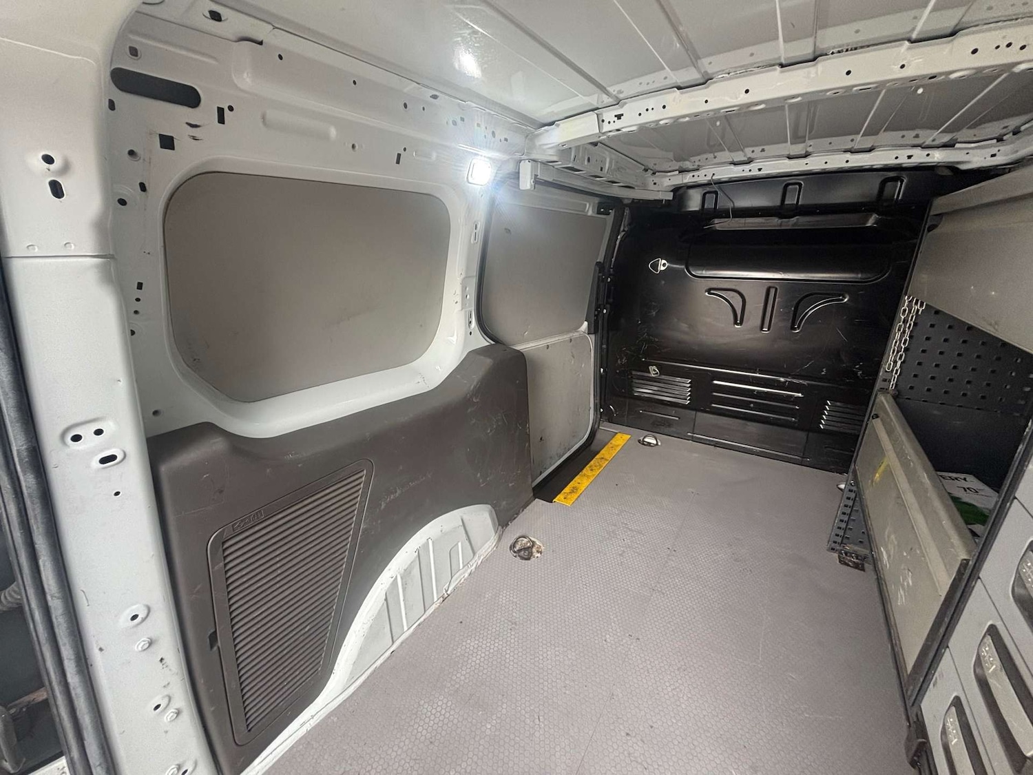 Used Ford Transit Connect 2020 for sale - 76277782: Photo 52