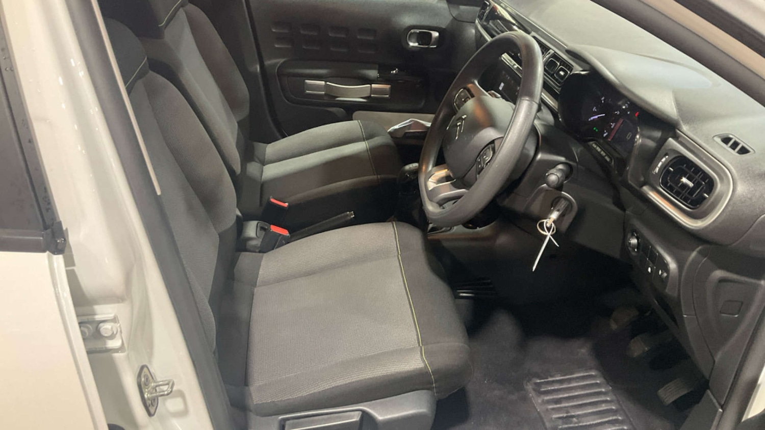 Used Citroen C3 2021 for sale - 76599662: Photo 7