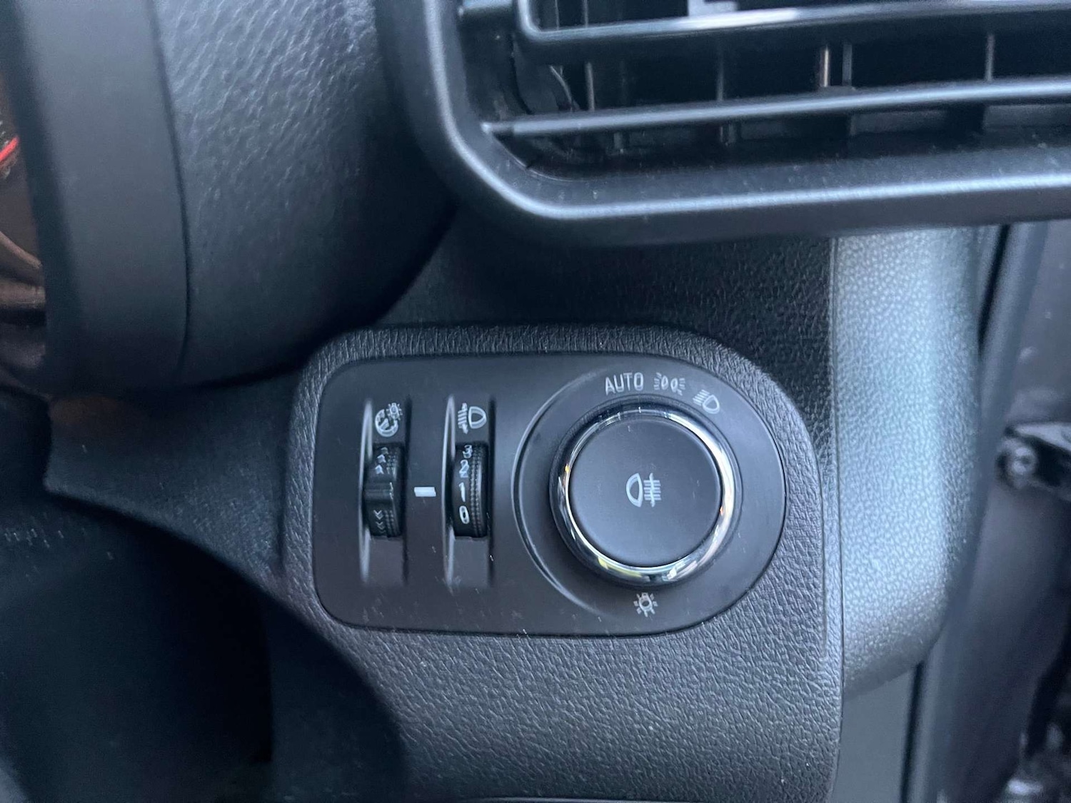 Used Vauxhall Combo Life 2019 for sale - 76509319: Photo 21