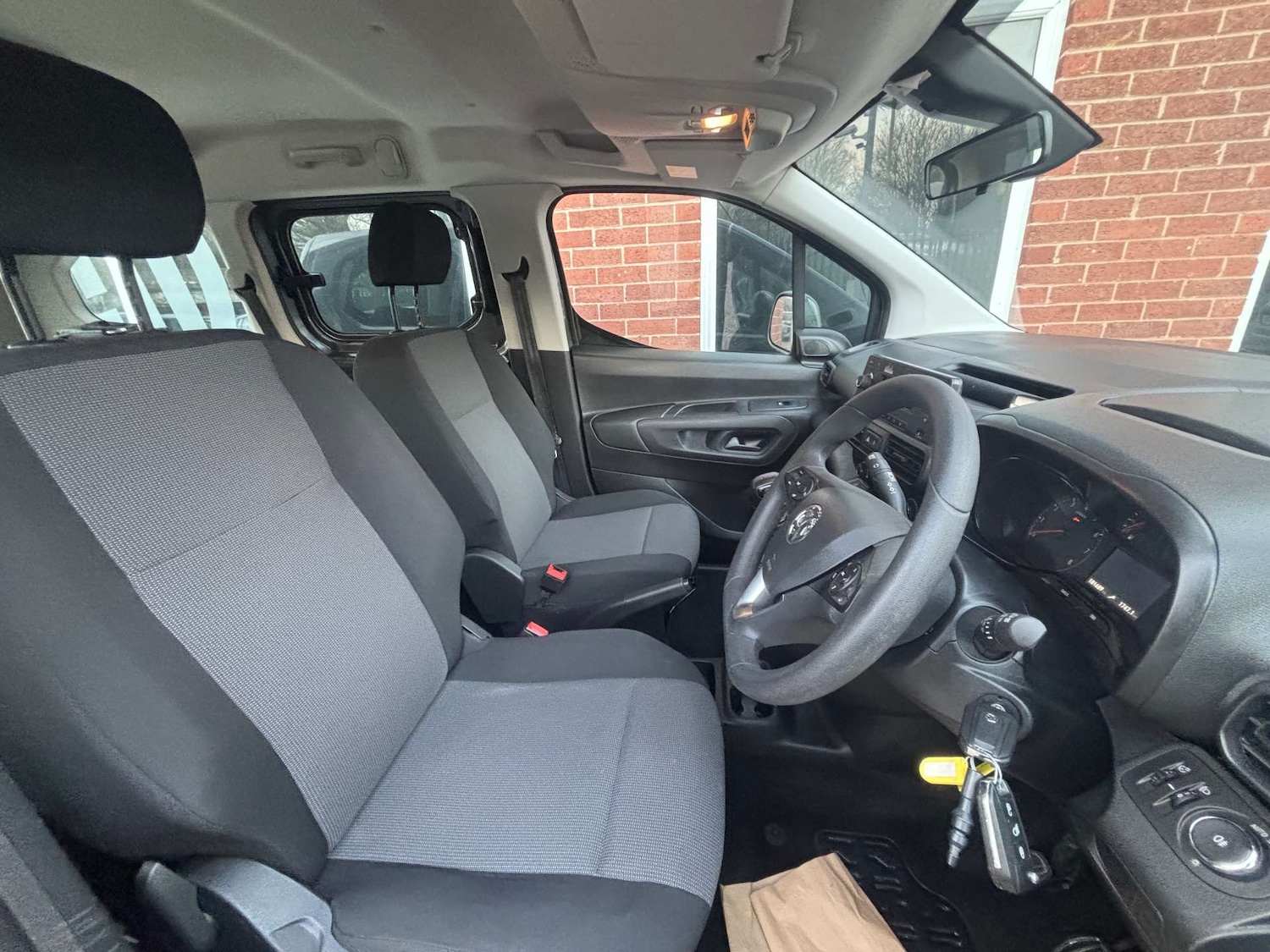 Used Vauxhall Combo Life 2019 for sale - 76509319: Photo 31