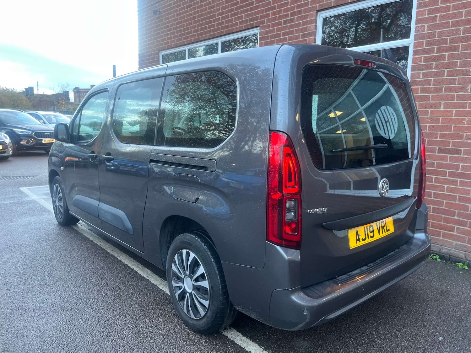 Used Vauxhall Combo Life 2019 for sale - 76509319: Photo 6