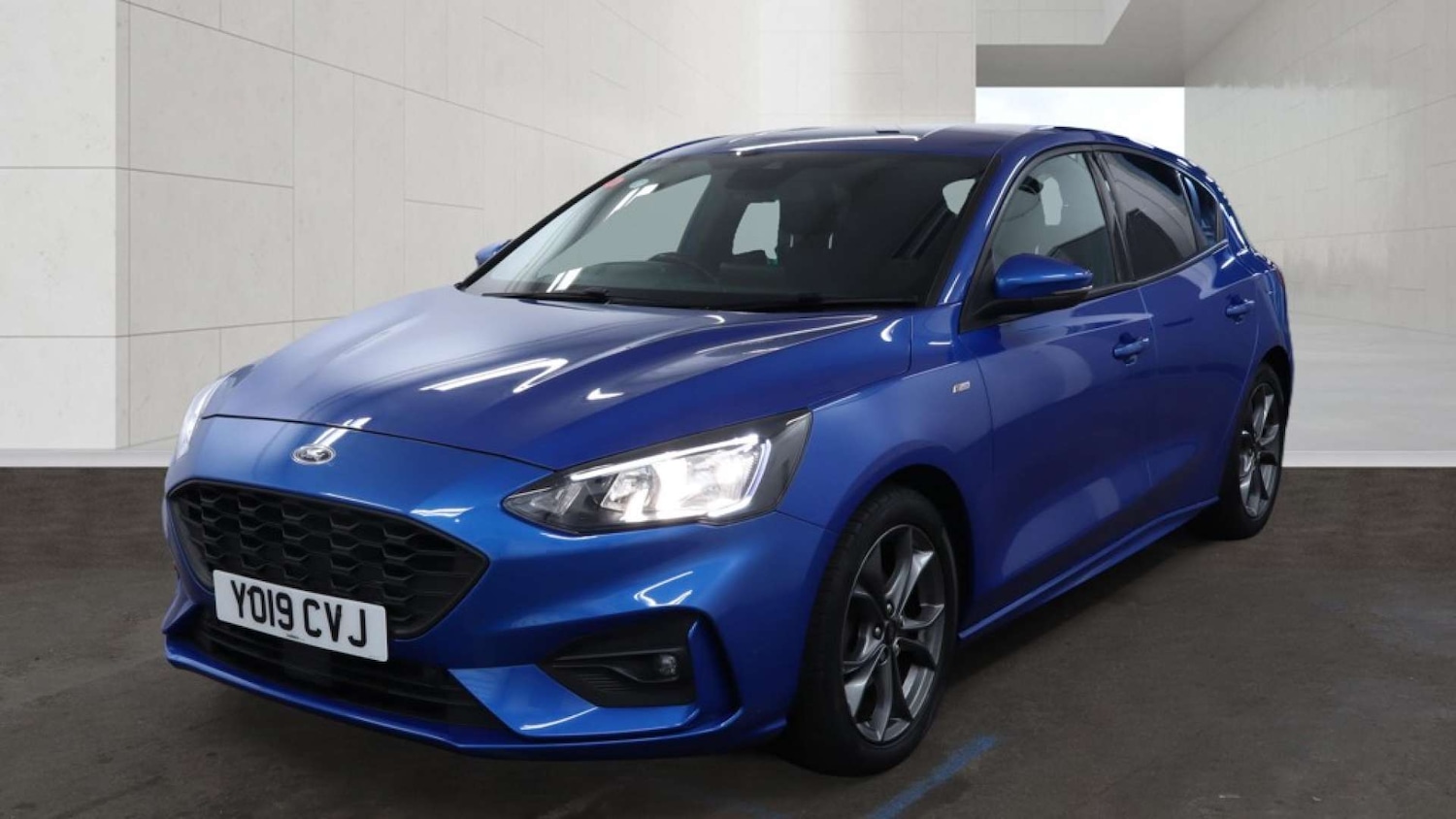 Used Ford Focus 2019 for sale - 78112455: Photo 2