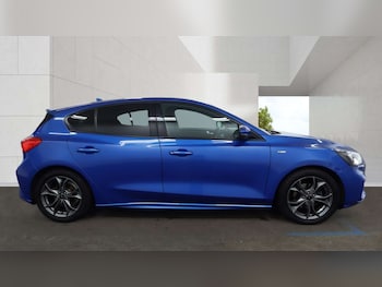 Used Ford Focus 2019 for sale - 78112455: Photo