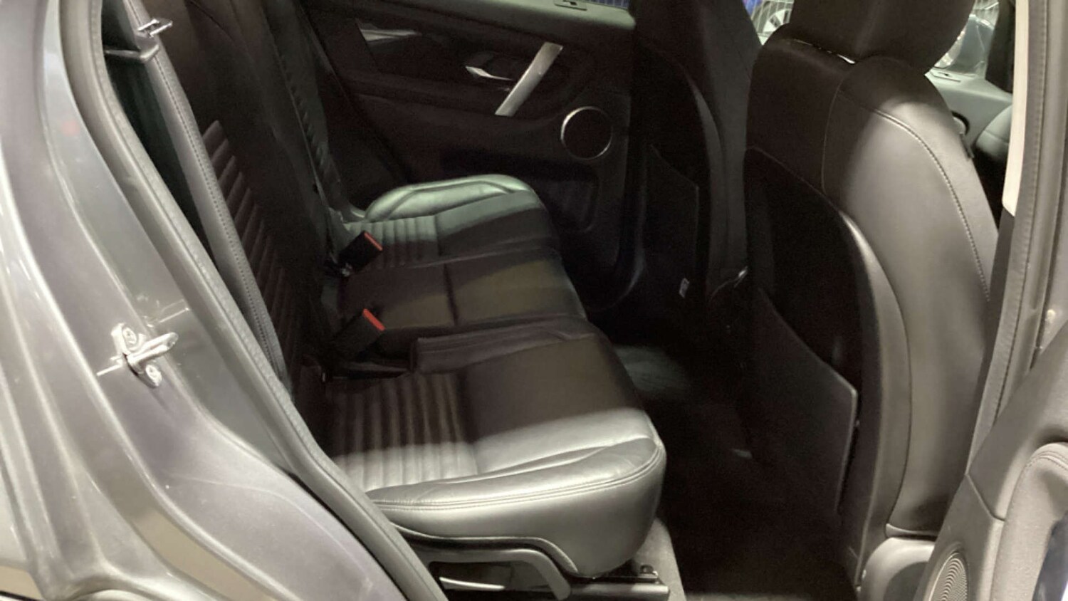 Used Land Rover Discovery Sport 2019 for sale - 78169343: Photo 8