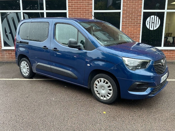 Used Vauxhall Combo Life 2019 for sale - 75633135: Photo 1