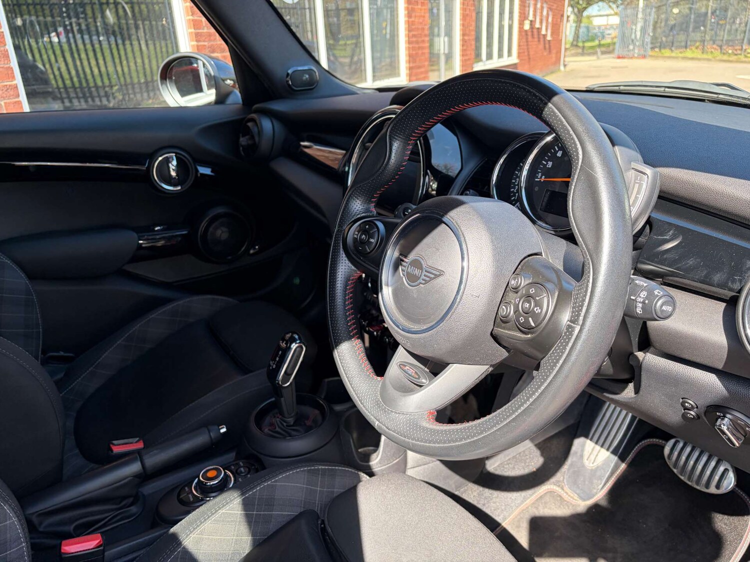 Used MINI Hatch 2019 for sale - 78145491: Photo 14