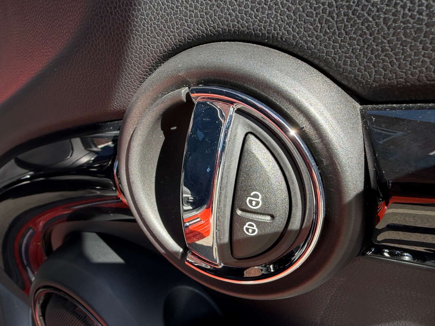 Used MINI Hatch 2019 for sale - 78145491: Photo 40