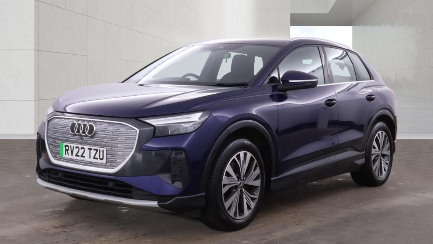 Used Audi Q4 e-tron 2022 for sale - 78122979: Photo 2