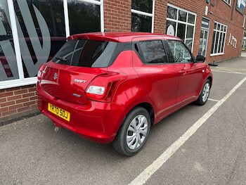 Used Suzuki Swift 2020 for sale - 79032720: Photo