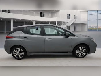 Used Nissan Leaf 2021 for sale - 77682121: Photo