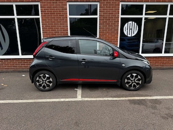 Used Toyota AYGO 2019 for sale - 75375288: Photo