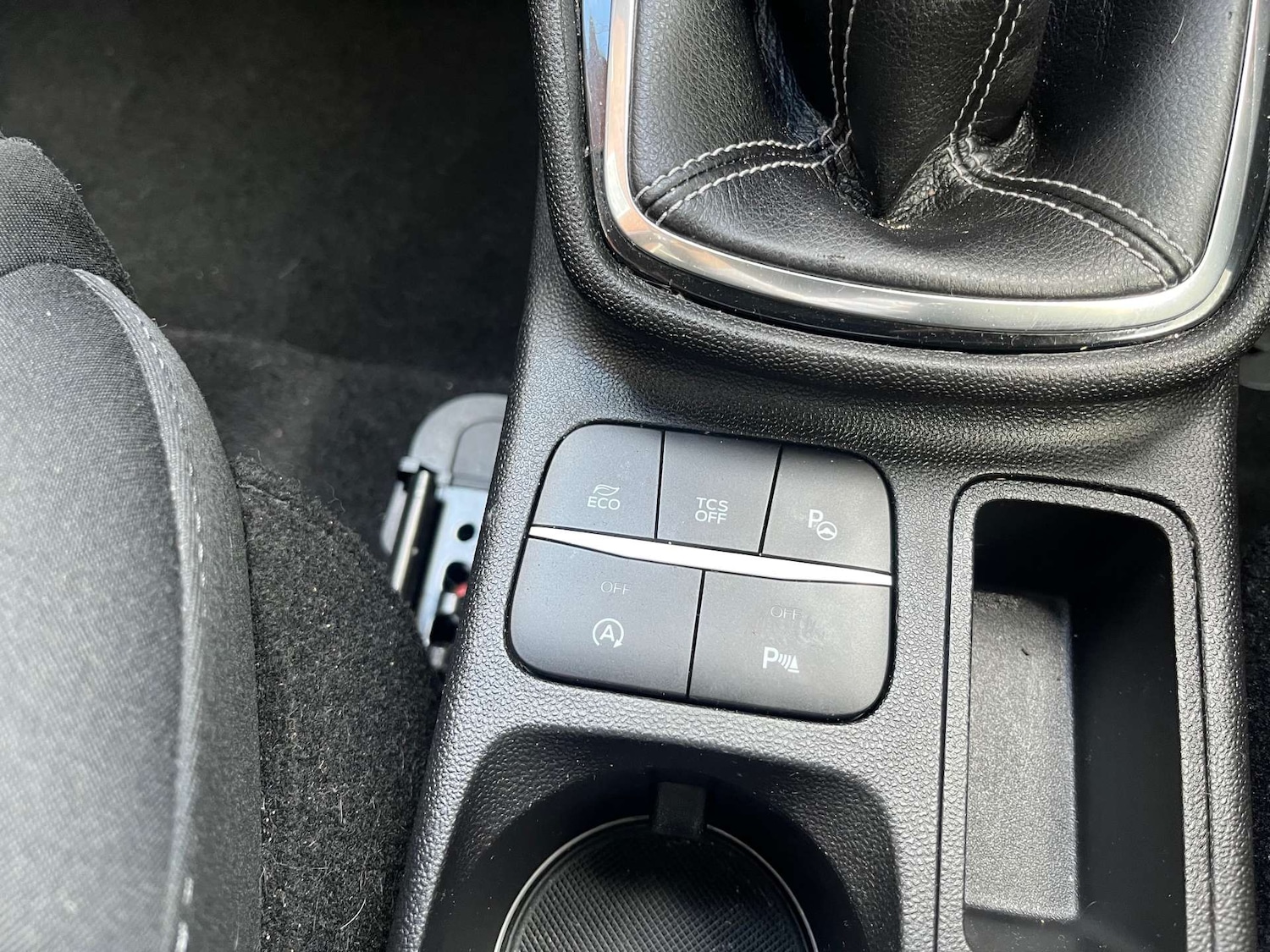 Vehicle 28