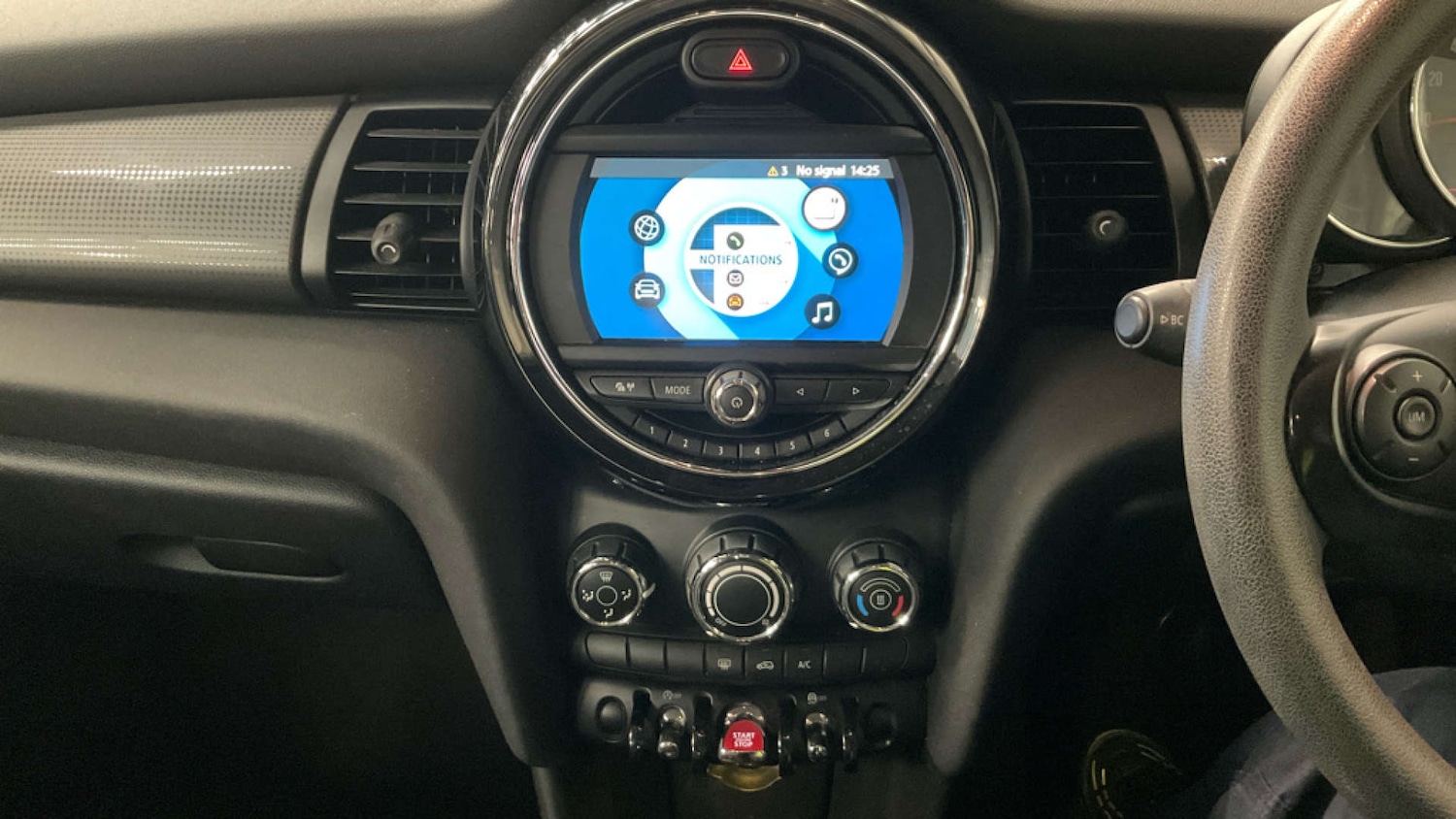 Used MINI Hatch 2020 for sale - 76148277: Photo 11