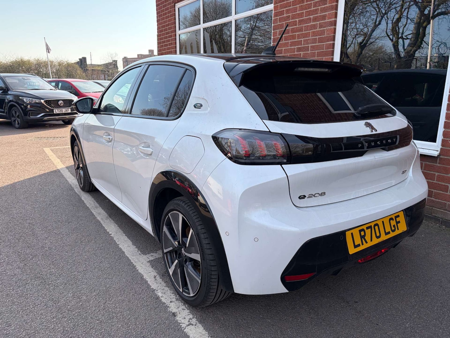 Used Peugeot 208 2020 for sale - 77953401: Photo 6