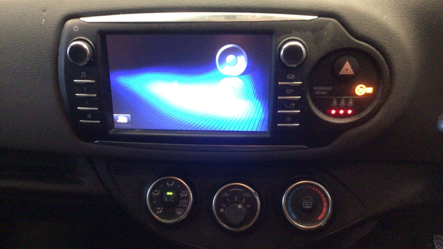 Used Toyota Yaris 2019 for sale - 77584829: Photo 11