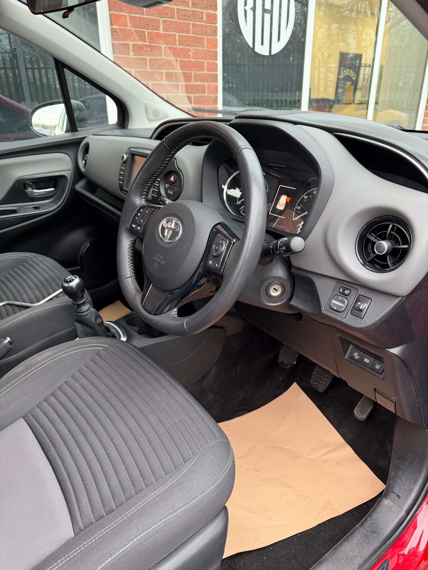 Used Toyota Yaris 2019 for sale - 77584829: Photo 17