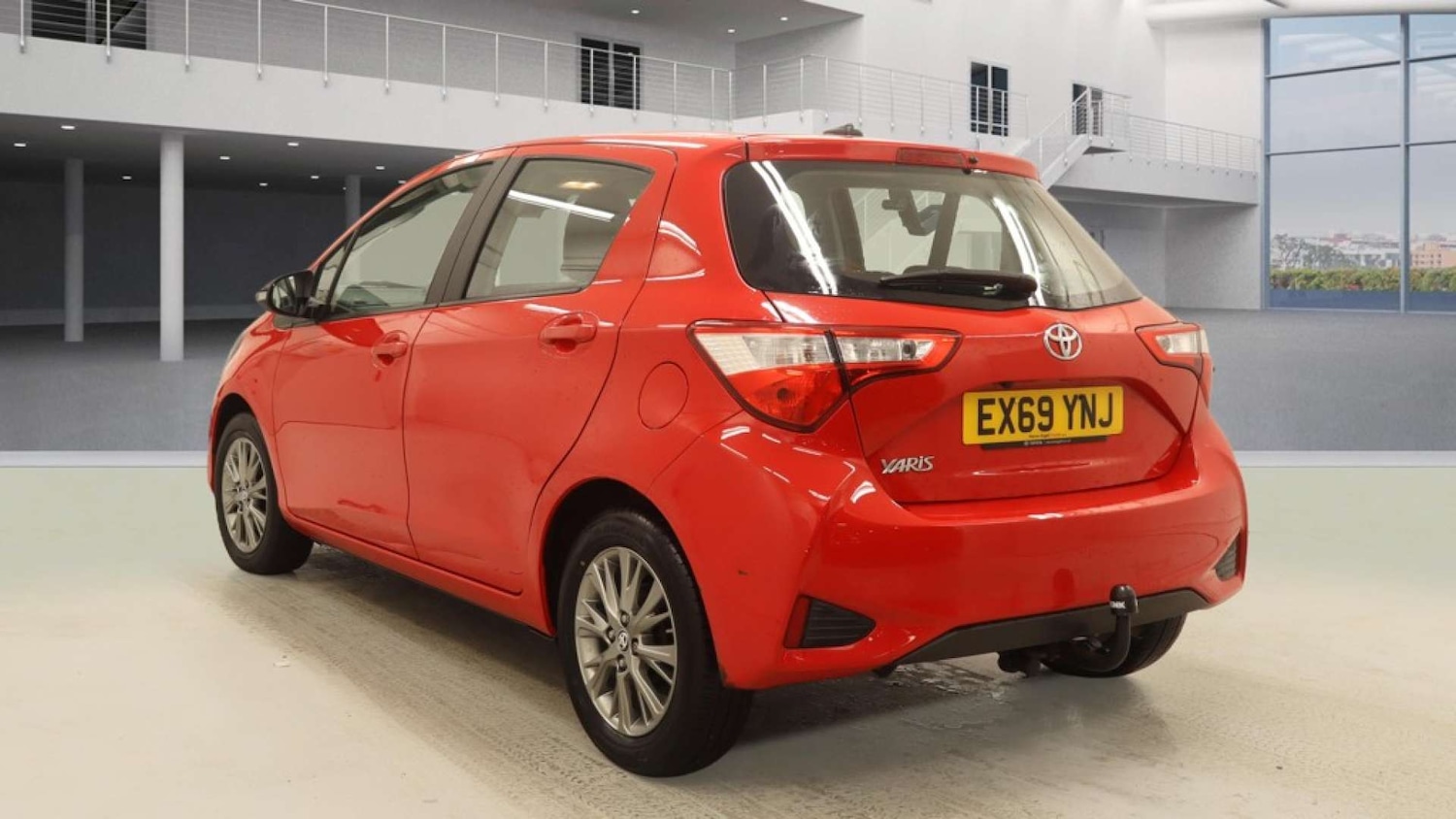 Used Toyota Yaris 2019 for sale - 77584829: Photo 3