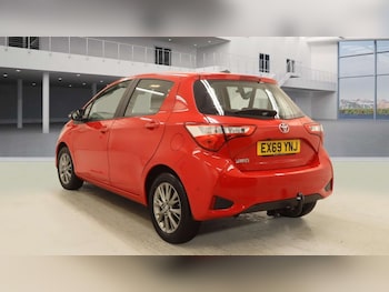 Used Toyota Yaris 2019 for sale - 77584829: Photo