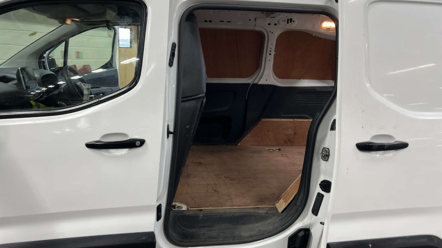 Used Citroen Berlingo 2021 for sale - 77437555: Photo 8