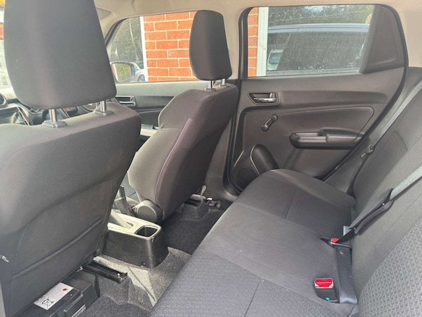Used Suzuki Swift 2021 for sale - 75549000: Photo 19