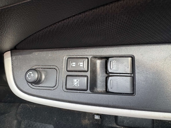 Used Suzuki Swift 2021 for sale - 75549000: Photo 25