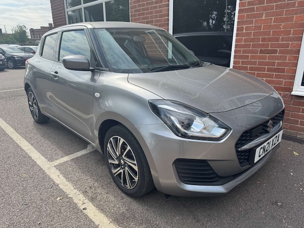 Used Suzuki Swift 2021 for sale - 75549000: Photo 4