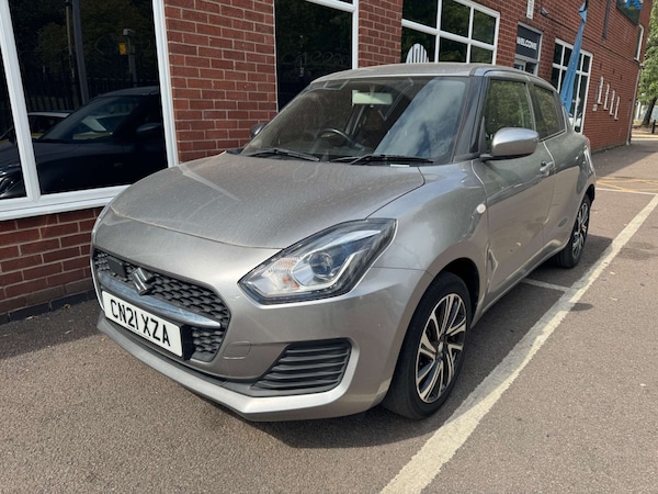 Used Suzuki Swift 2021 for sale - 75549000: Photo 6