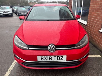 Used Volkswagen Golf 2018 for sale - 77342237: Photo