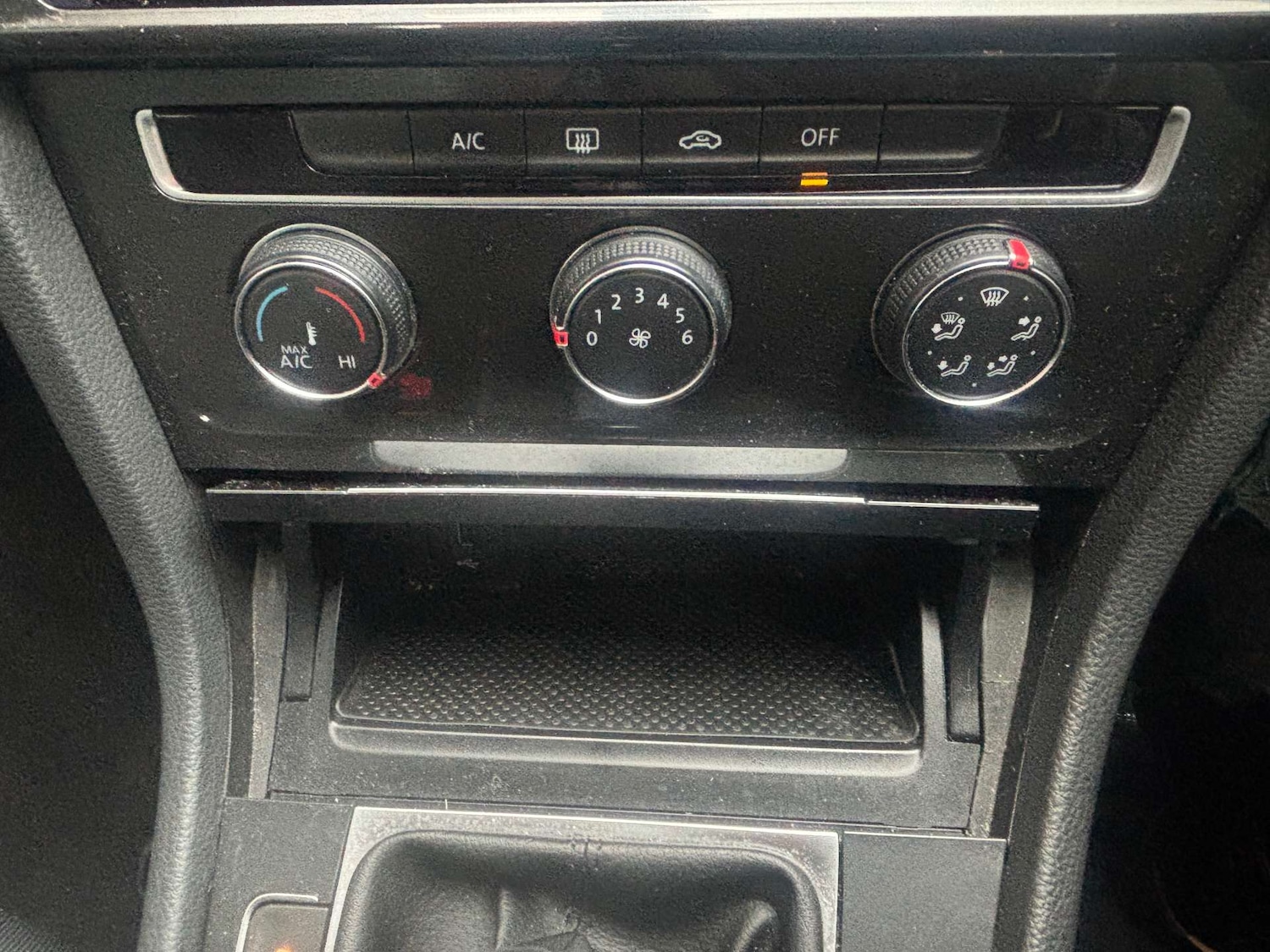 Used Volkswagen Golf 2018 for sale - 77342237: Photo 31