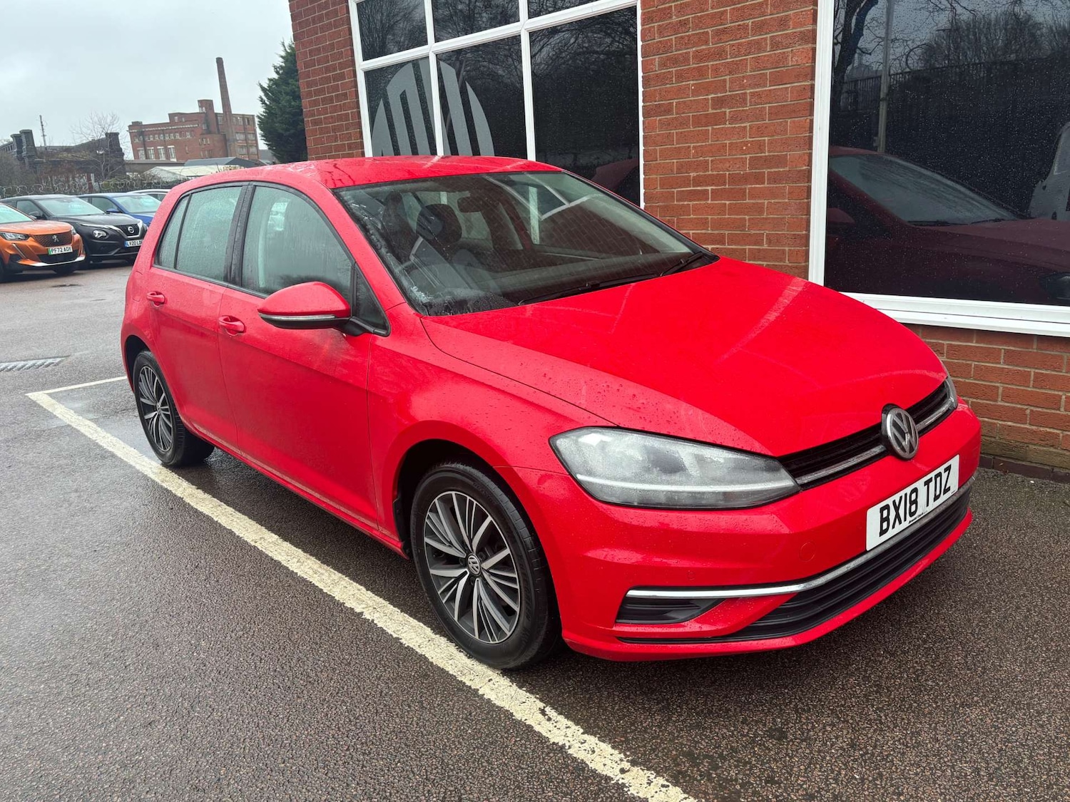 Used Volkswagen Golf 2018 for sale - 77342237: Photo 5