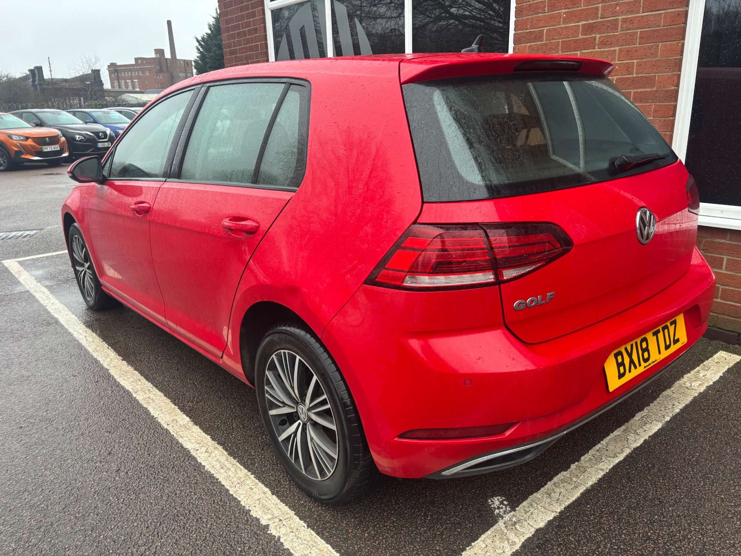 Used Volkswagen Golf 2018 for sale - 77342237: Photo 7