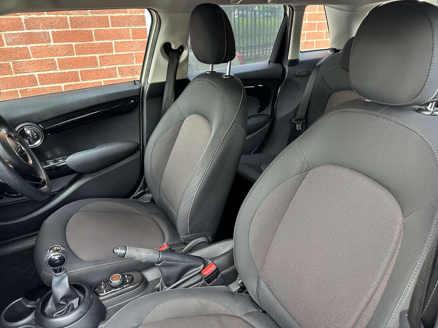 Used MINI Hatch 2018 for sale - 76277809: Photo 22