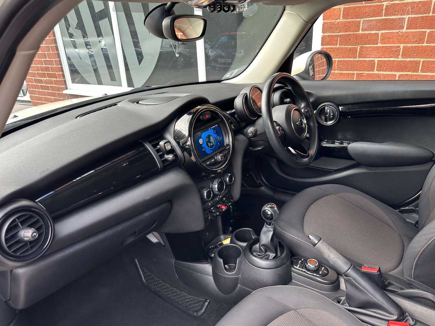 Used MINI Hatch 2018 for sale - 76277809: Photo 23