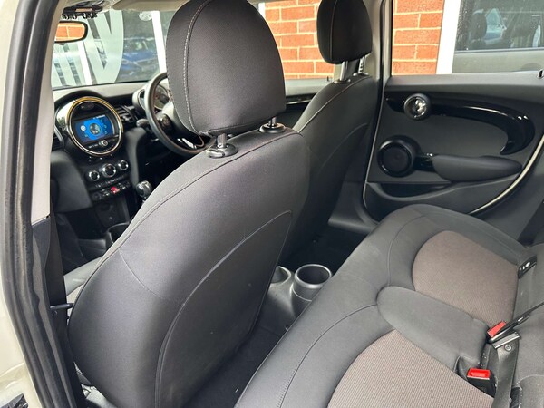 Used MINI Hatch 2018 for sale - 76277809: Photo 25