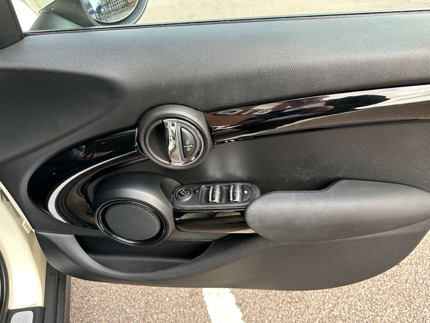 Used MINI Hatch 2018 for sale - 76277809: Photo 30