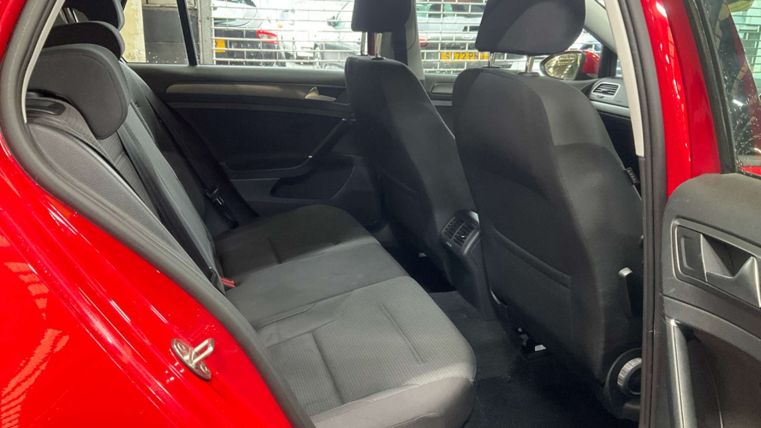 Used Volkswagen Golf 2018 for sale - 76558375: Photo 8