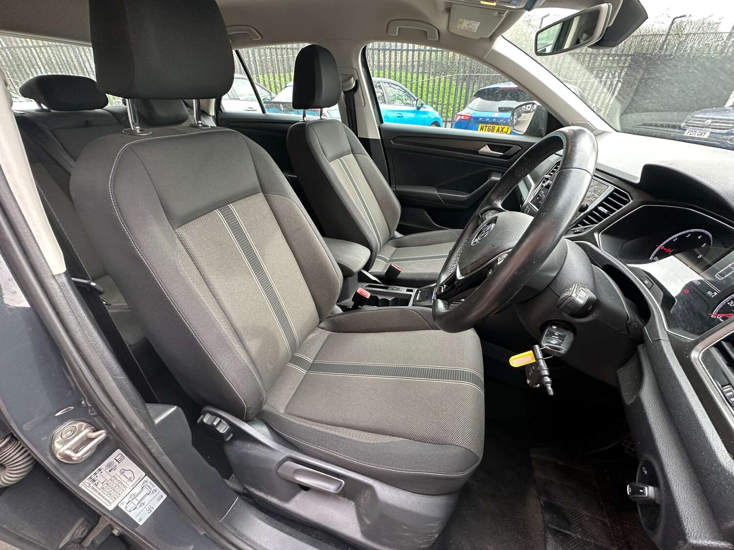 Used Volkswagen T-Roc 2019 for sale - 77896403: Photo 11