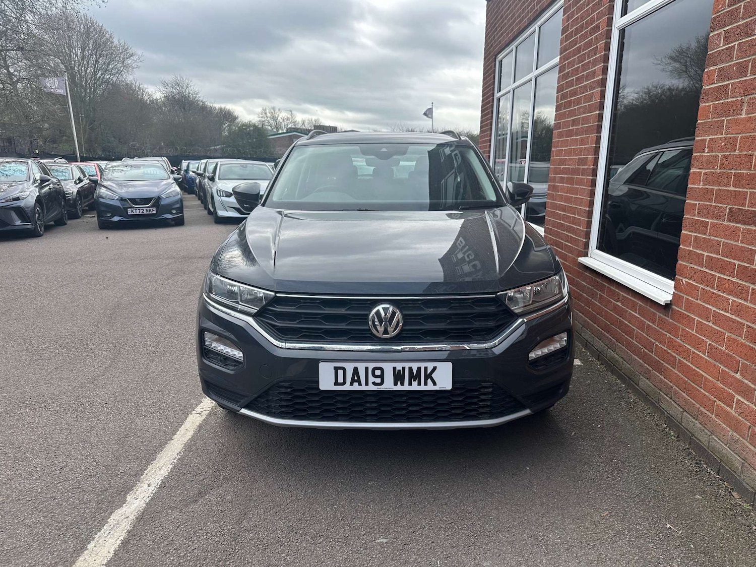 Used Volkswagen T-Roc 2019 for sale - 77896403: Photo 3