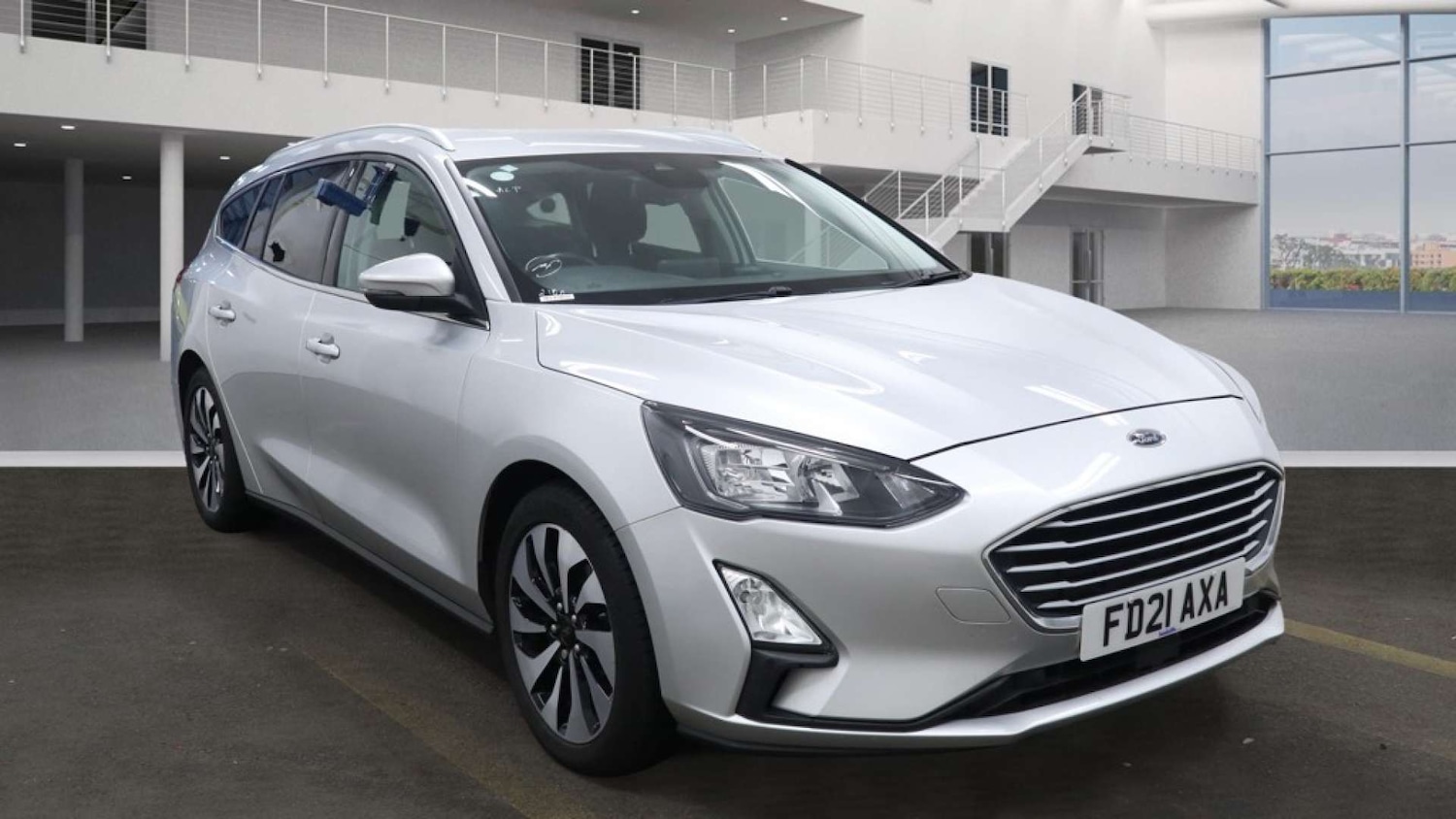 Used Ford Focus 2021 for sale - 76330098: Photo 1