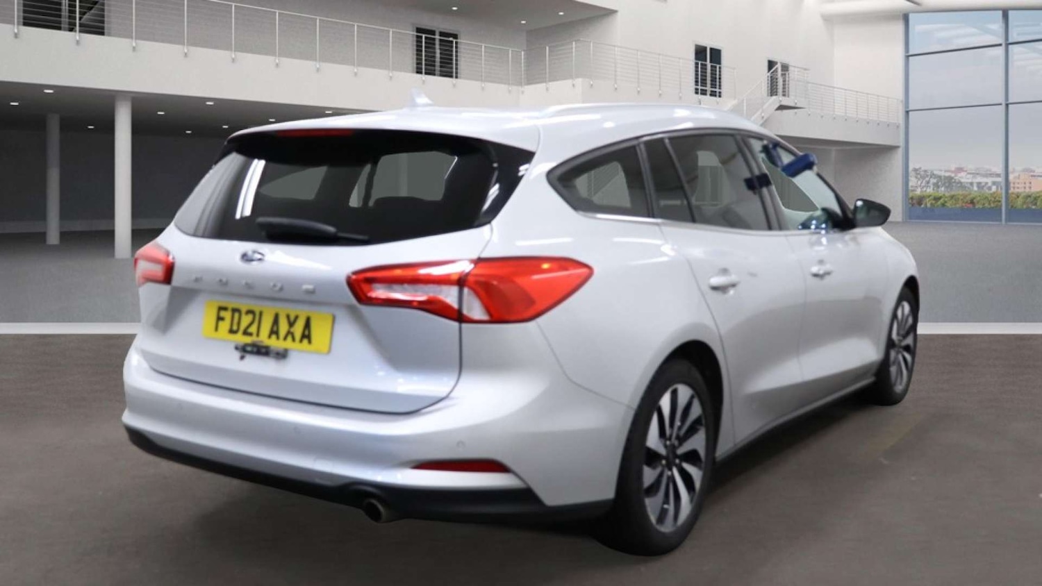 Used Ford Focus 2021 for sale - 76330098: Photo 4